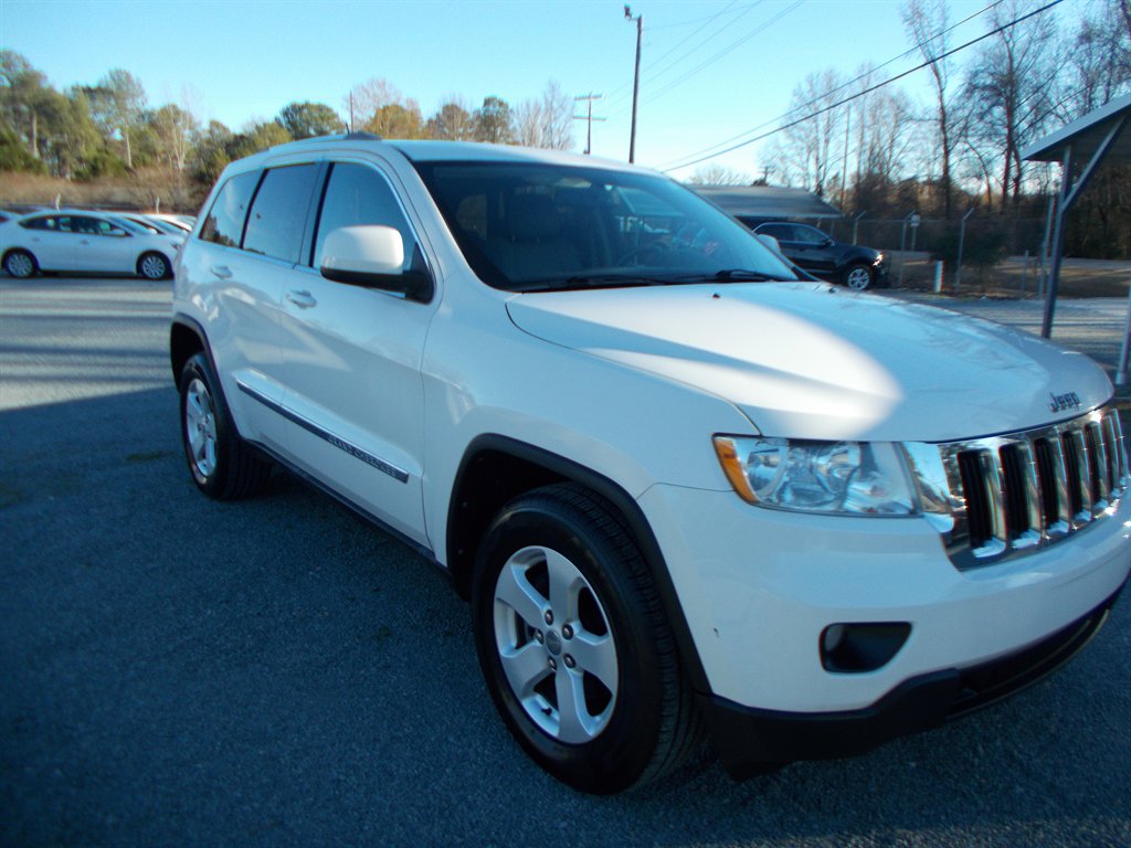 2012 Jeep Grand Cherokee Laredo's photo