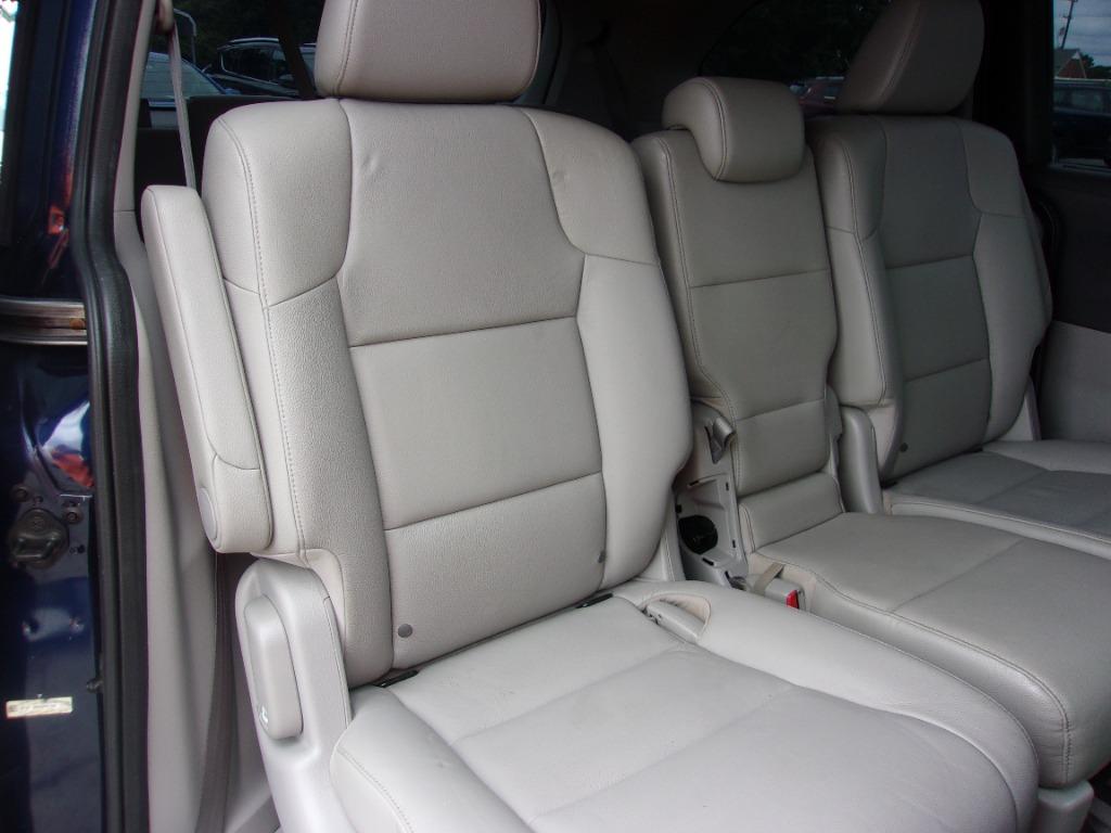 2016 Honda Odyssey EX-L - Photo 8
