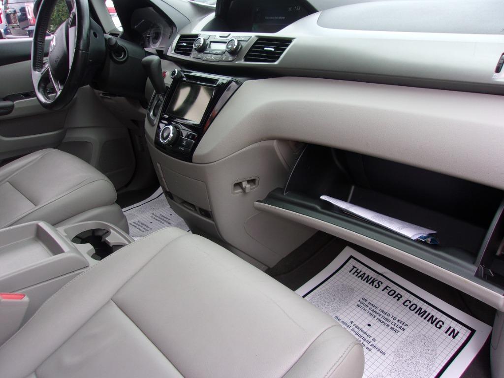 2016 Honda Odyssey EX-L - Photo 6