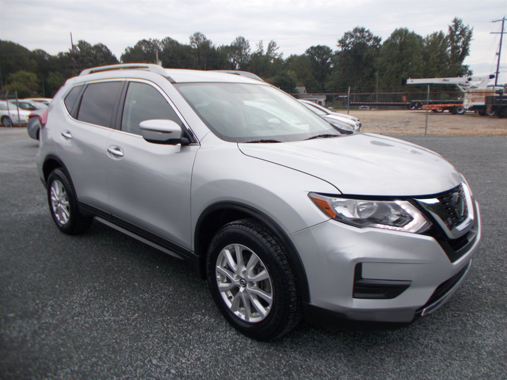 2018 Nissan Rogue SV