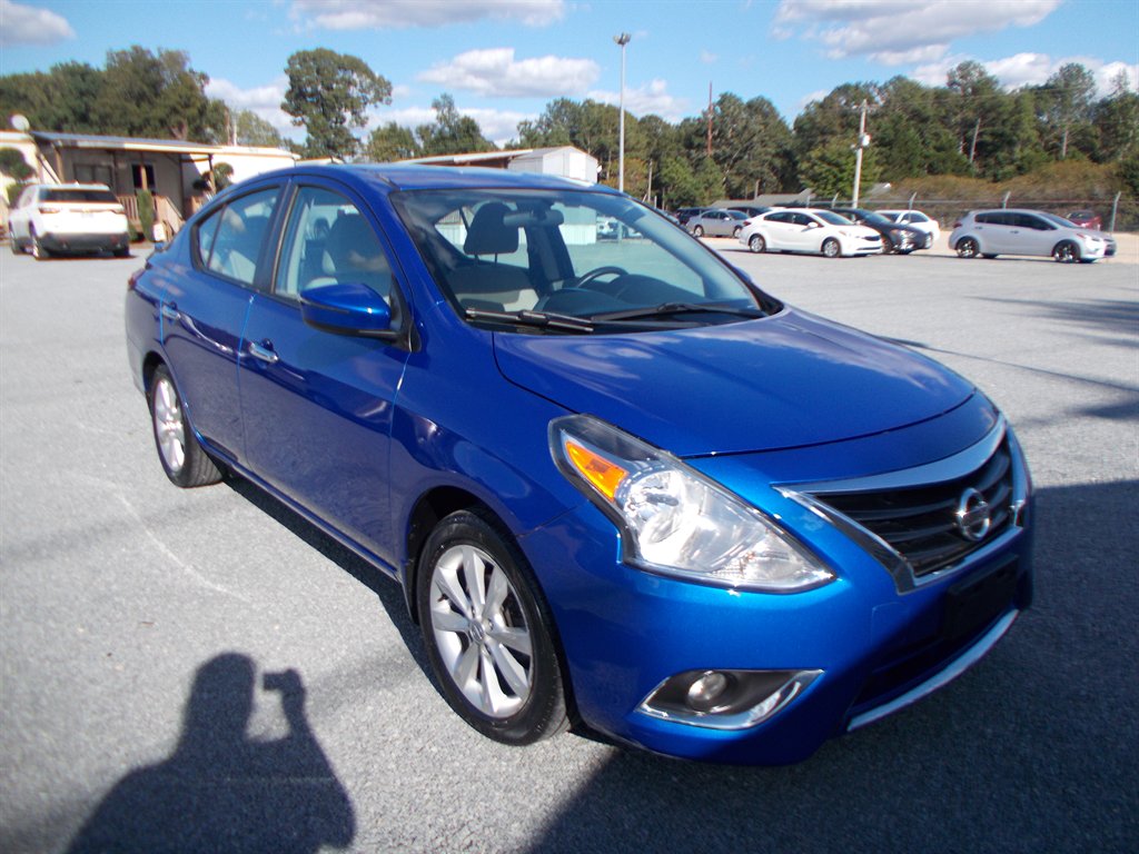 2017 Nissan Versa Sedan SL
