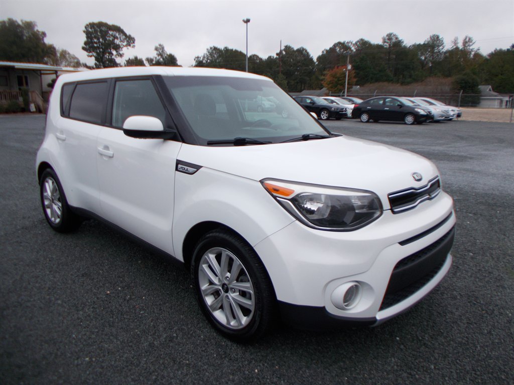 2017 Kia Soul +
