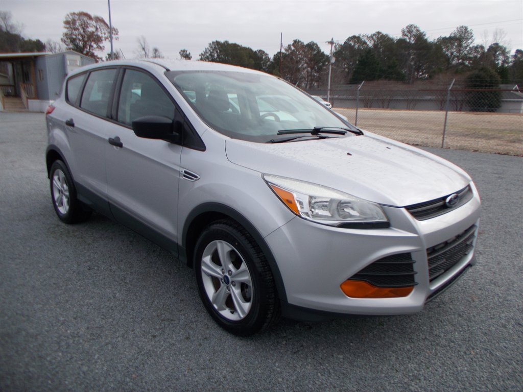 2016 Ford Escape S