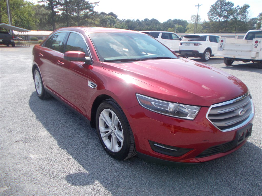 2015 Ford Taurus SEL